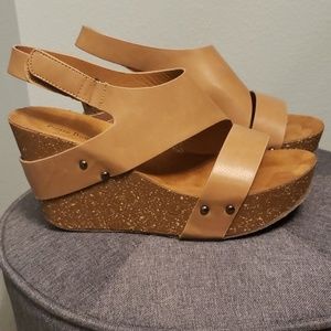 Tan wedges